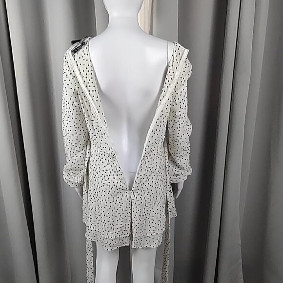 Zaful Black & White Spotted Belted Peplum Ruffle Bottom Romper Size 4 NWT - Picture 5 of 13